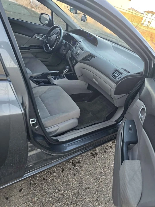 2012 Honda Civic 9th Gen - Image 7 of 14