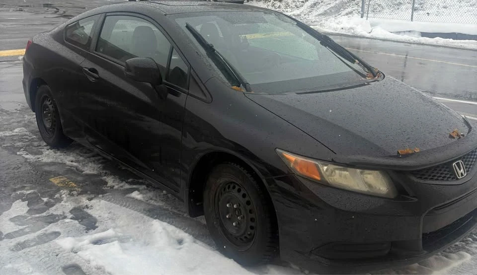 2012 Honda Civic 9th Gen - Image 2 of 11