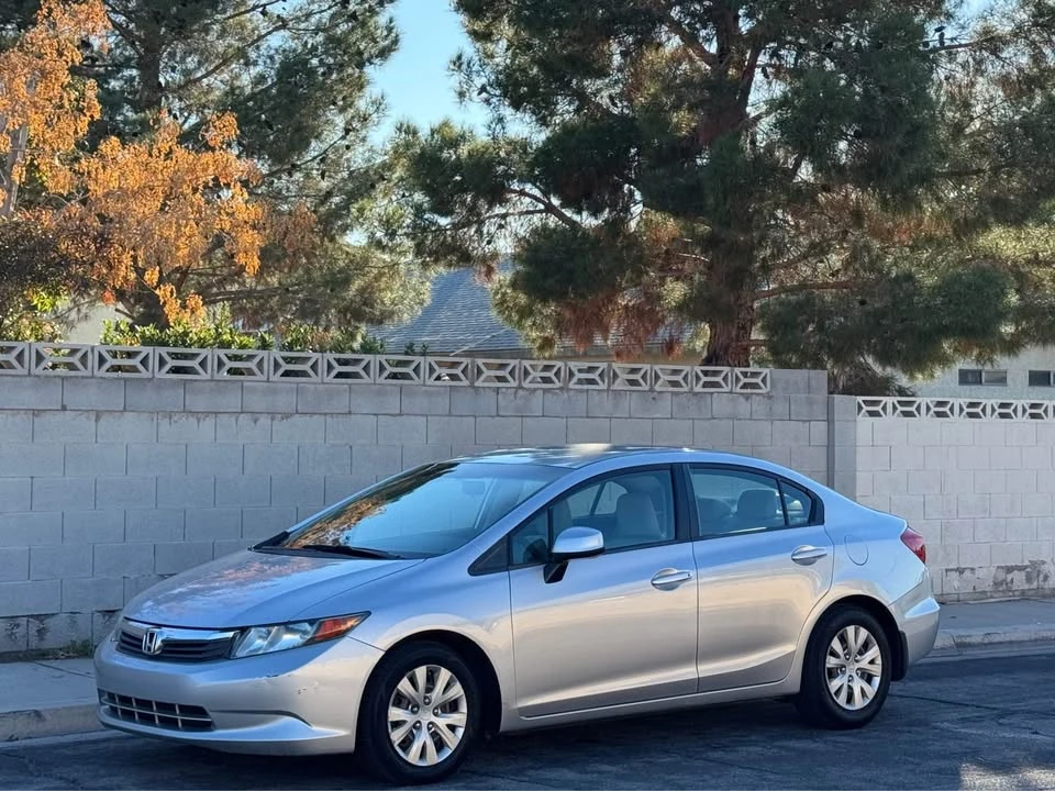 2012 Honda Civic 9th Gen - Image 11 of 13