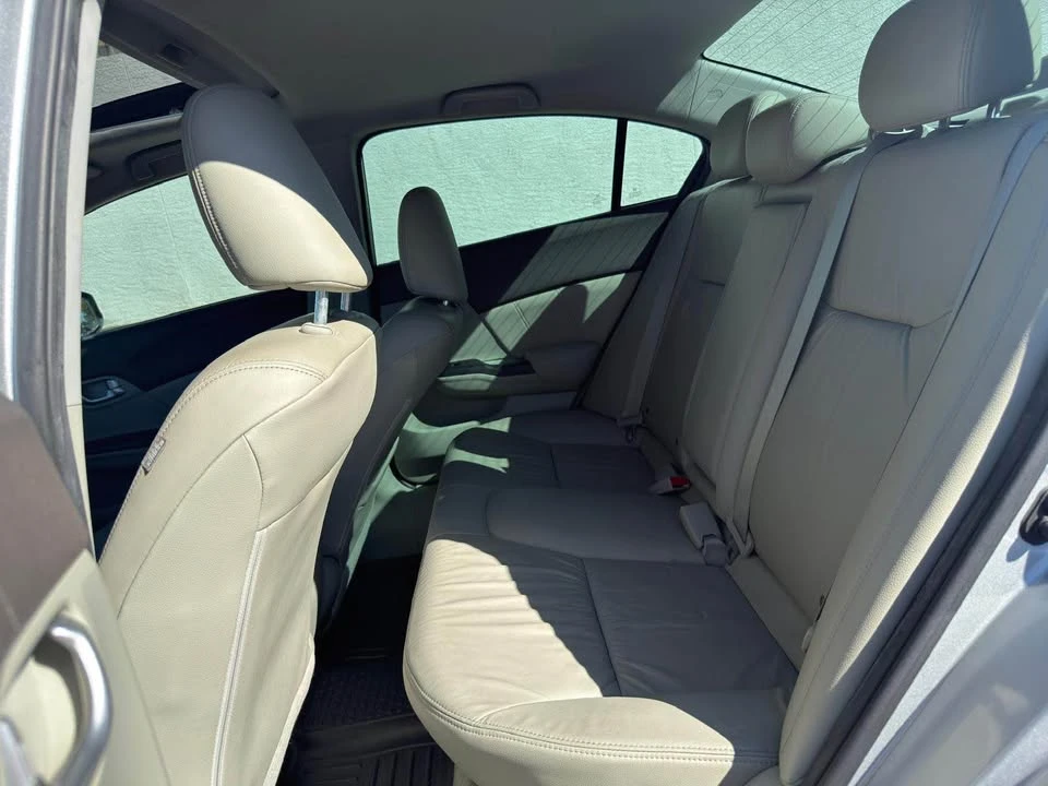 2012 Honda Civic 9th Gen - Image 6 of 9