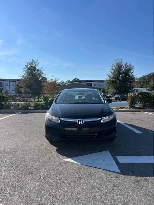 2012 Honda Civic 9th Gen - Image 3 of 9