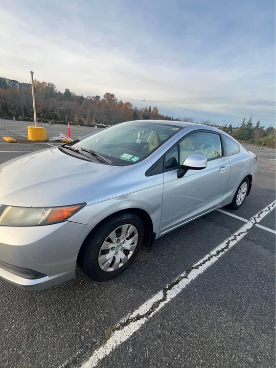 2012 Honda Civic 9th Gen - Image 2 of 13