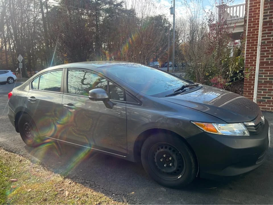 2012 Honda Civic 9th Gen - Image 5 of 10