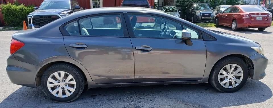 2012 Honda Civic 9th Gen - Image 6 of 10