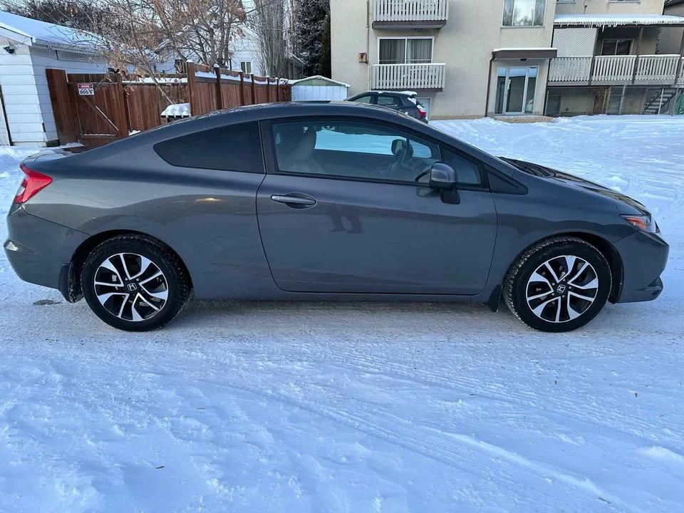 2012 Honda Civic 9th Gen - Image 6 of 10