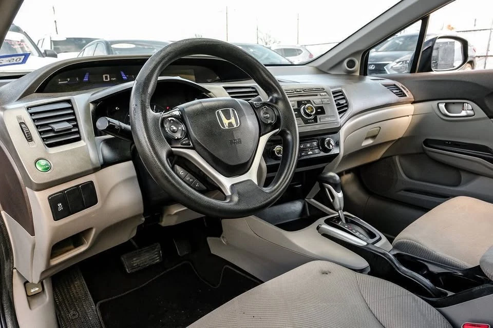 2012 Honda Civic 9th Gen - Image 2 of 19