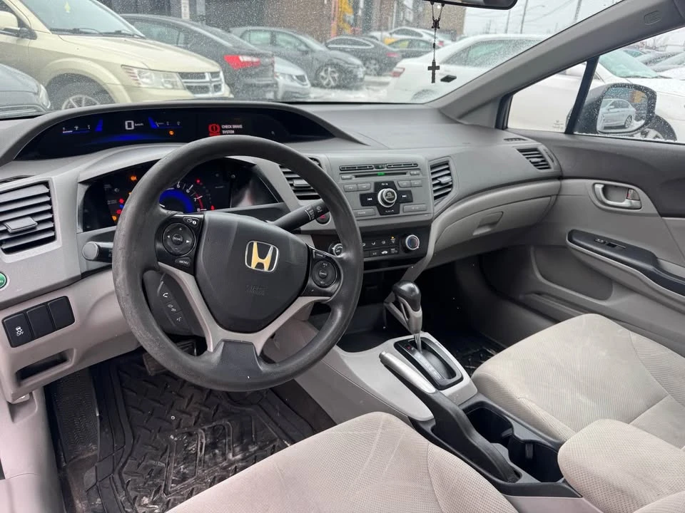 2012 Honda Civic 9th Gen - Image 6 of 10
