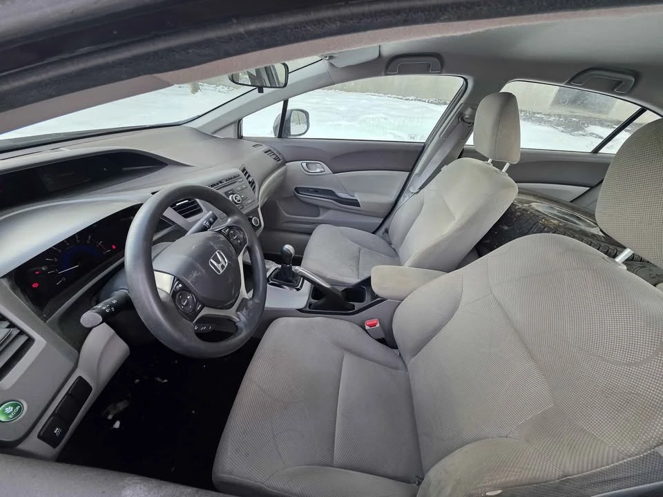 2012 Honda Civic 9th Gen - Image 6 of 13
