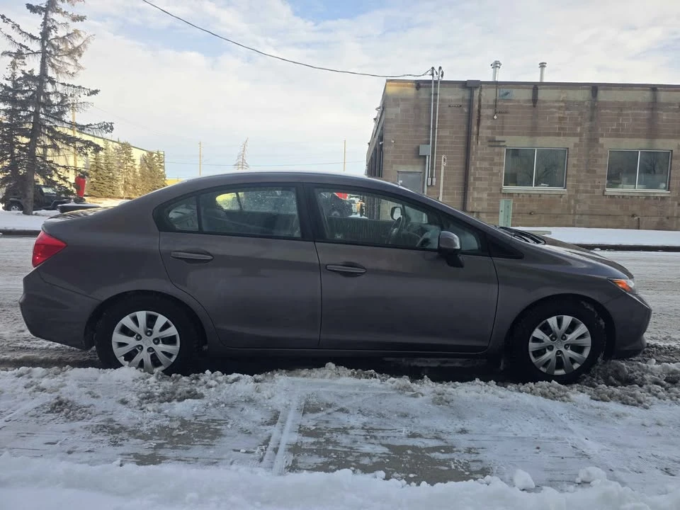 2012 Honda Civic 9th Gen - Image 4 of 13