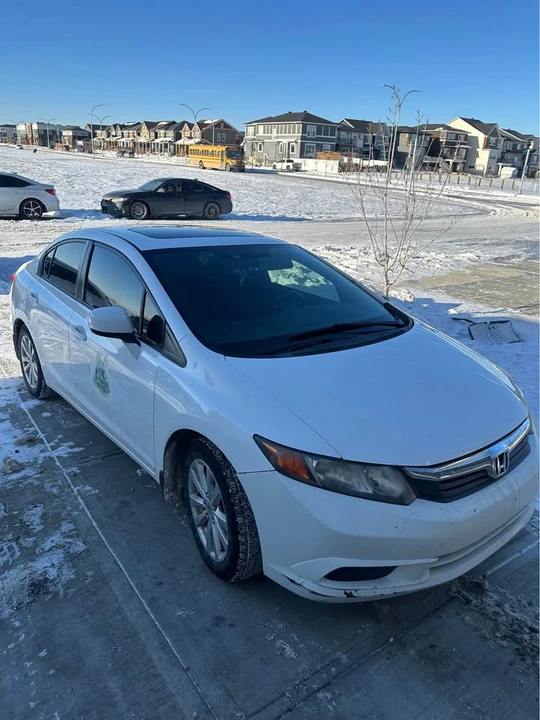 2012 Honda Civic 9th Gen - Image 2 of 5