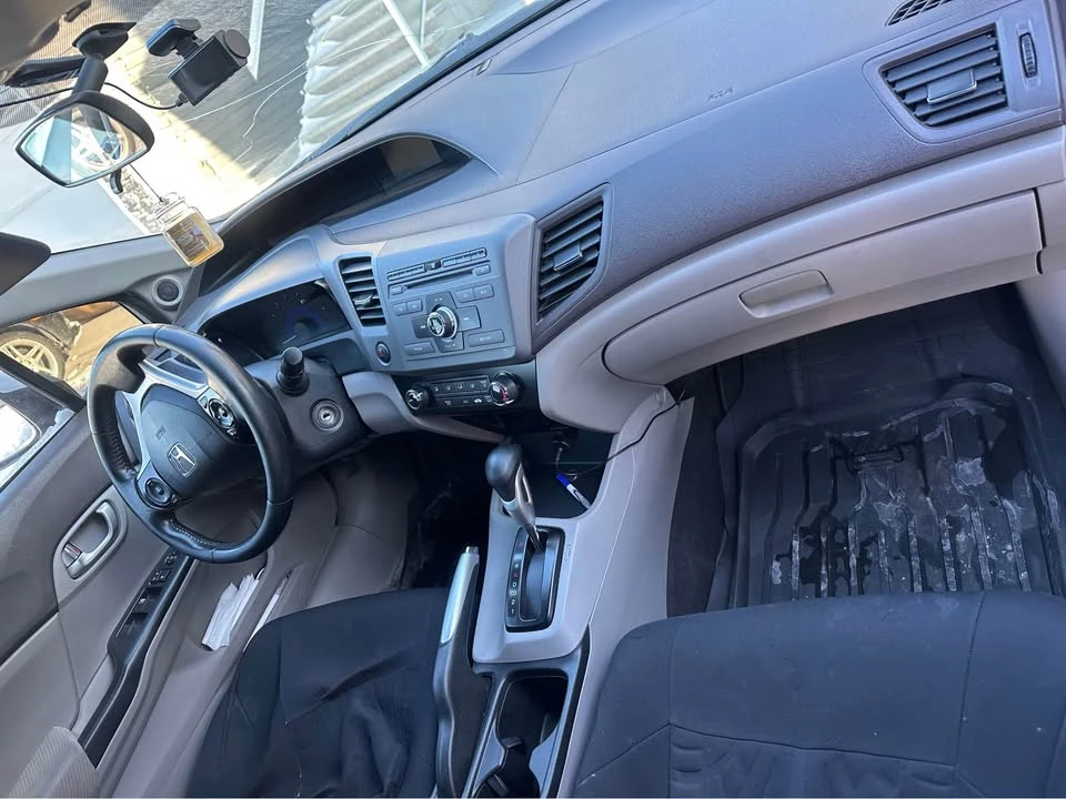 2012 Honda Civic 9th Gen - Image 4 of 5