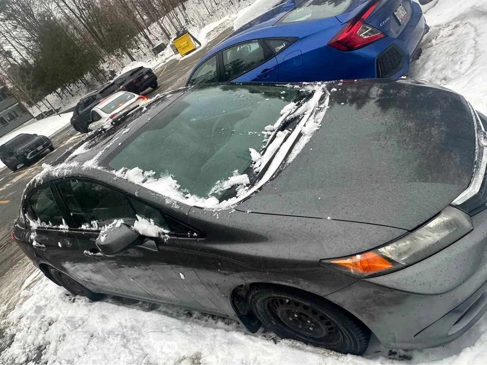 2012 Honda Civic 9th Gen - Image 2 of 3