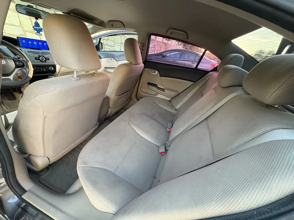2012 Honda Civic 9th Gen - Image 13 of 19