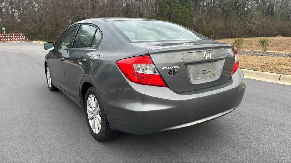 2012 Honda Civic 9th Gen - Image 5 of 13