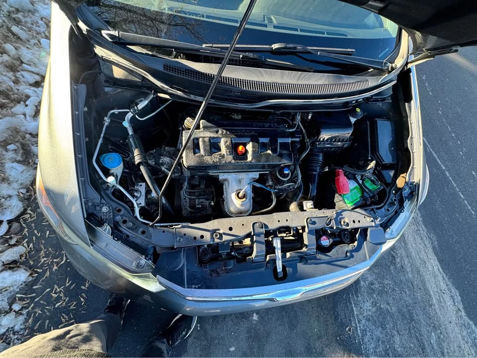 2012 Honda Civic 9th Gen - Image 3 of 4