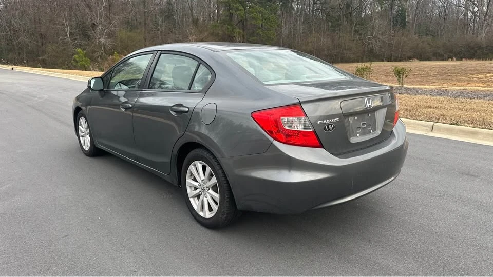 2012 Honda Civic 9th Gen - Image 6 of 13