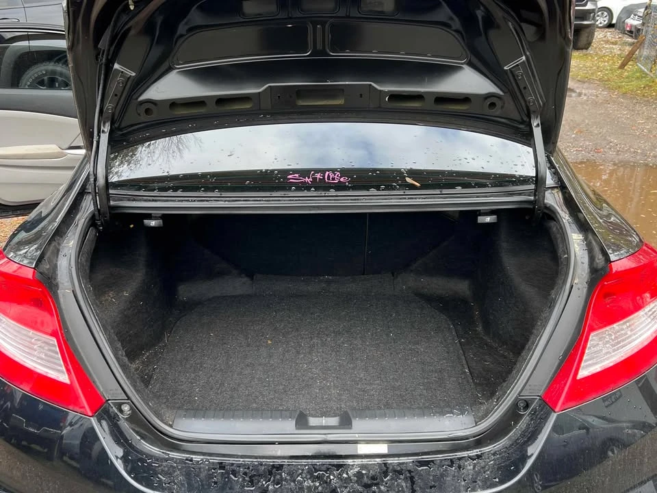2012 Honda Civic 9th Gen - Image 4 of 11
