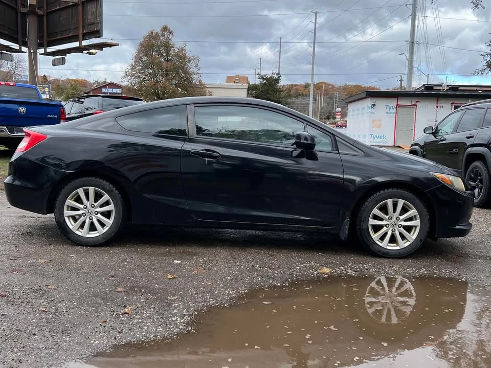 2012 Honda Civic 9th Gen - Image 2 of 11