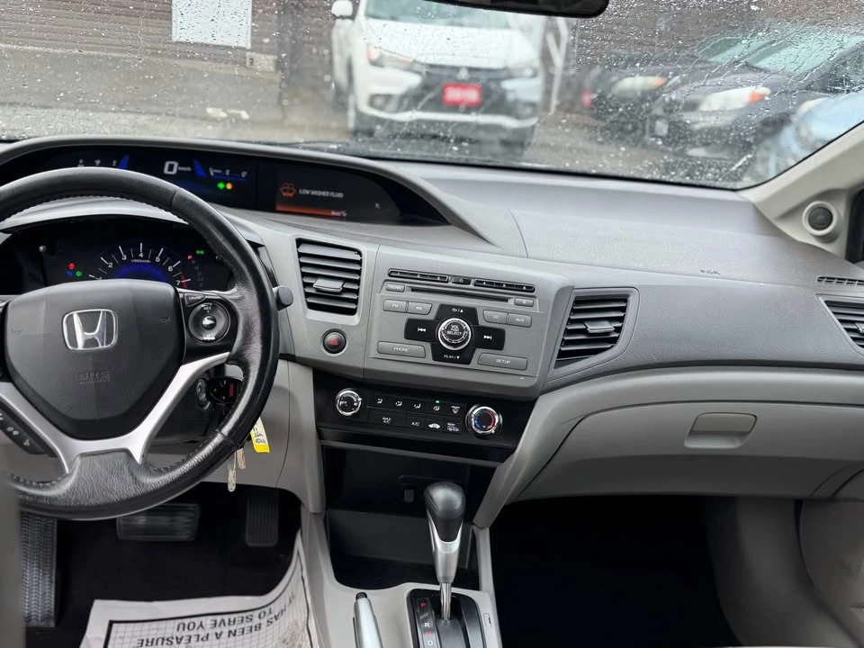2012 Honda Civic 9th Gen - Image 9 of 12