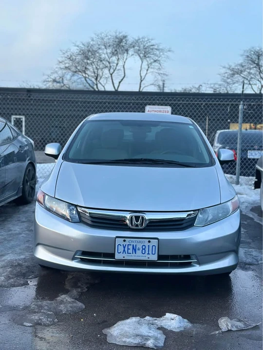 2012 Honda Civic 9th Gen - Image 2 of 10