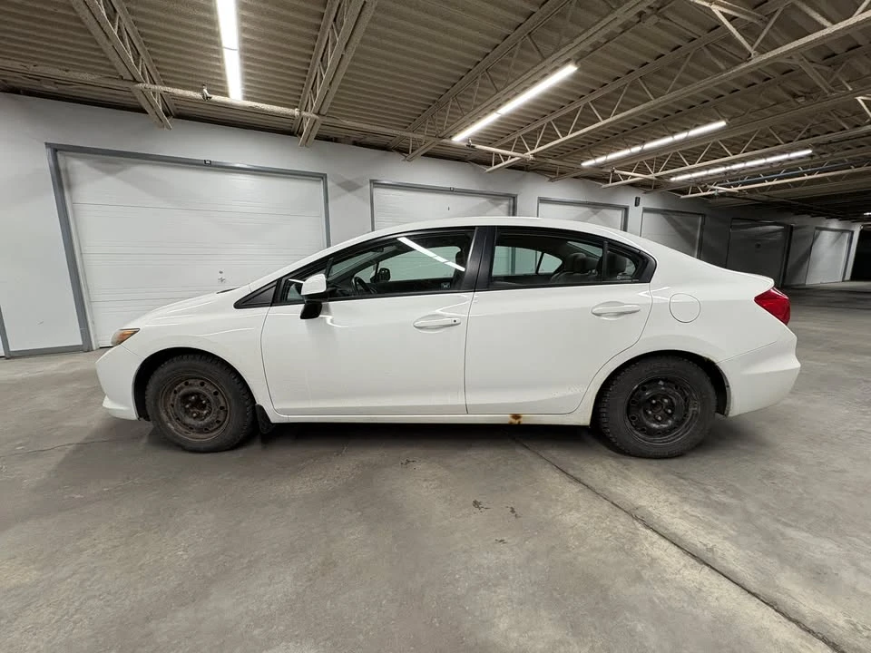 2012 Honda Civic 9th Gen - Image 2 of 13