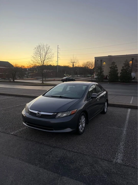 2012 Honda Civic 9th Gen - Image 2 of 8