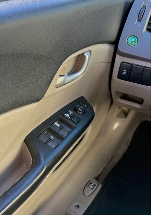 2012 Honda Civic 9th Gen - Image 8 of 13