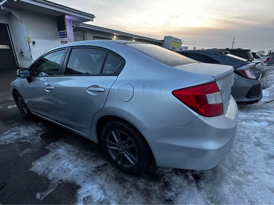 2012 Honda Civic 9th Gen - Image 3 of 10