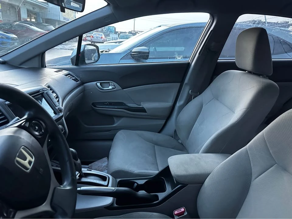 2012 Honda Civic 9th Gen - Image 5 of 10