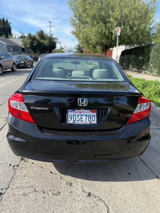2012 Honda Civic 9th Gen - Image 3 of 7