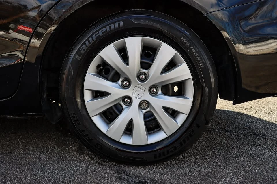 2012 Honda Civic 9th Gen - Image 11 of 11