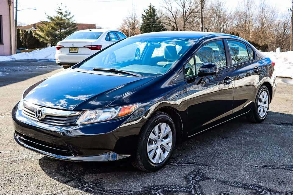 2012 Honda Civic 9th Gen - Image 3 of 11