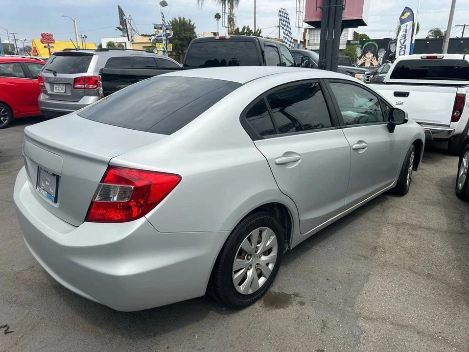 2012 Honda Civic 9th Gen - Image 2 of 4