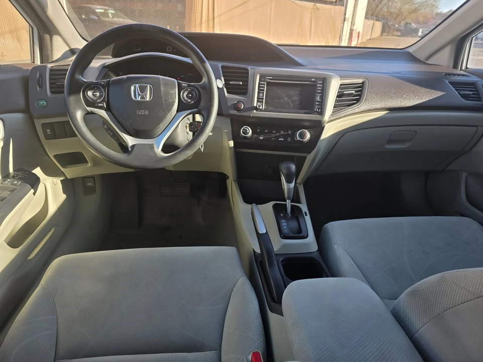 2012 Honda Civic 9th Gen - Image 11 of 13