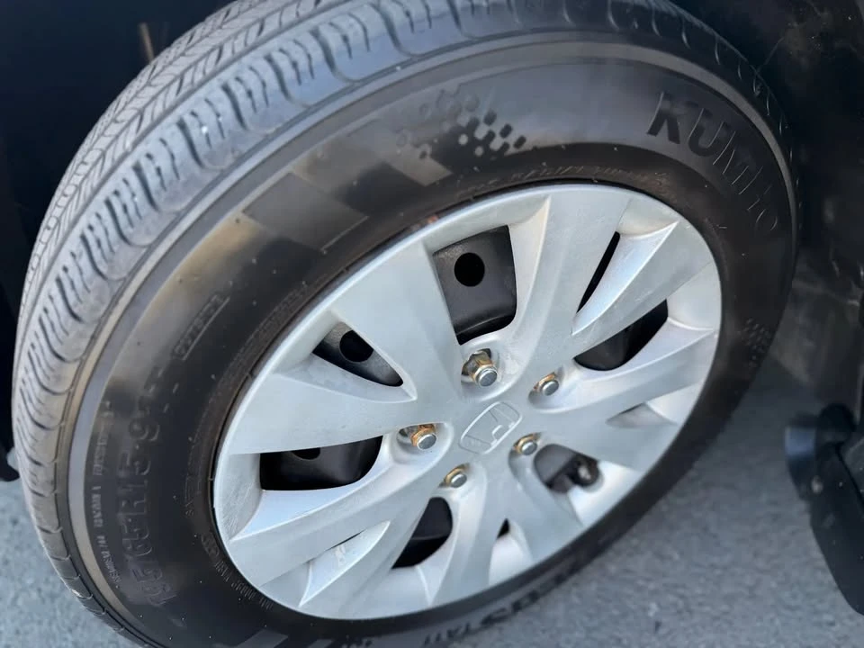 2012 Honda Civic 9th Gen - Image 11 of 20
