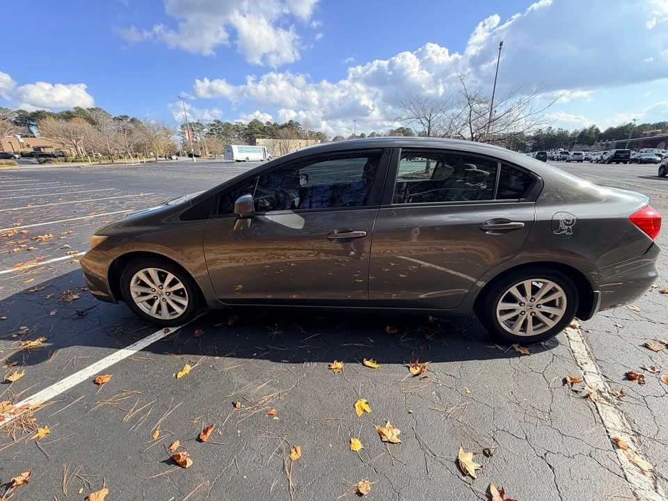 2012 Honda Civic 9th Gen - Image 11 of 15