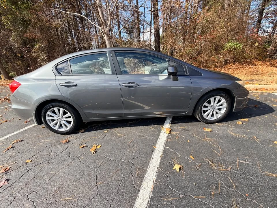 2012 Honda Civic 9th Gen - Image 10 of 15