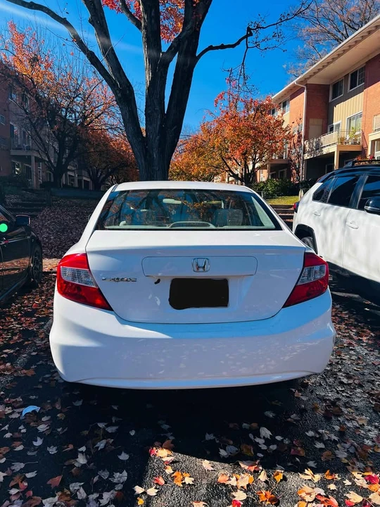 2012 Honda Civic 9th Gen - Image 3 of 11