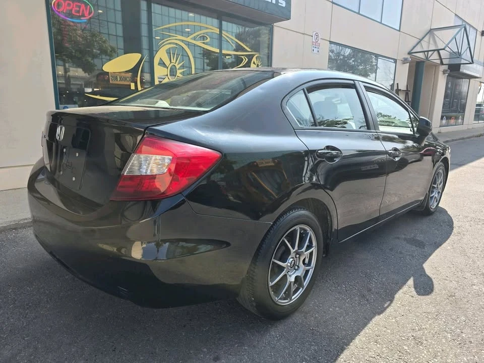 2012 Honda Civic 9th Gen - Image 6 of 17