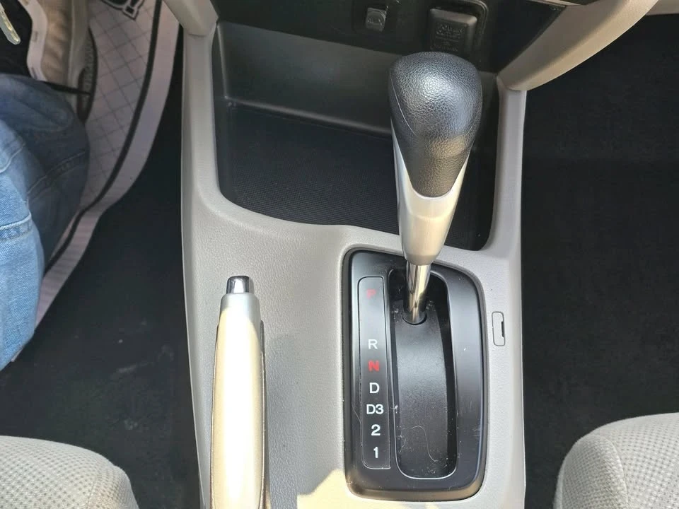 2012 Honda Civic 9th Gen - Image 15 of 17