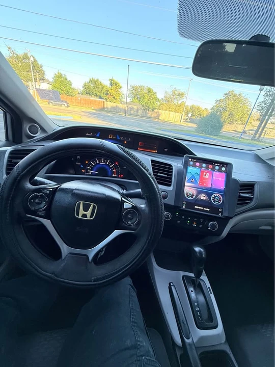 2012 Honda Civic 9th Gen - Image 5 of 7