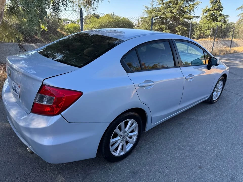 2012 Honda Civic 9th Gen - Image 4 of 13