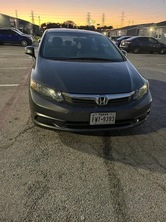 2012 Honda Civic 9th Gen - Image 4 of 4