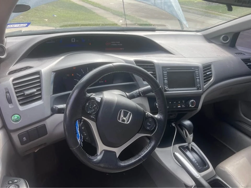 2012 Honda Civic 9th Gen - Image 2 of 8