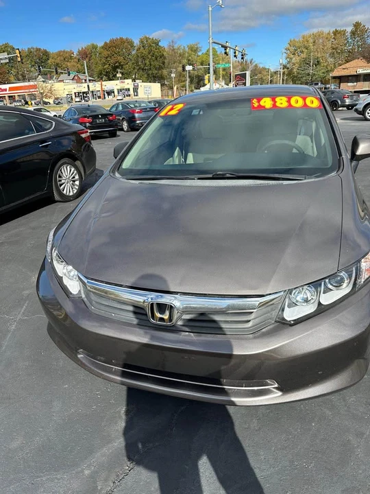 2012 Honda Civic 9th Gen - Image 3 of 8