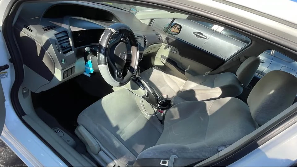 2012 Honda Civic 9th Gen - Image 2 of 5