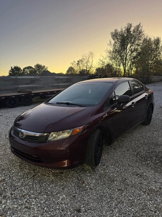 2012 Honda Civic 9th Gen - Image 3 of 6