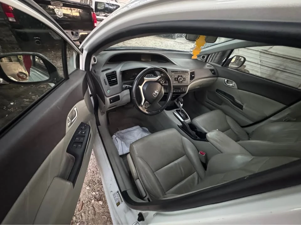 2012 Honda Civic 9th Gen - Image 5 of 18