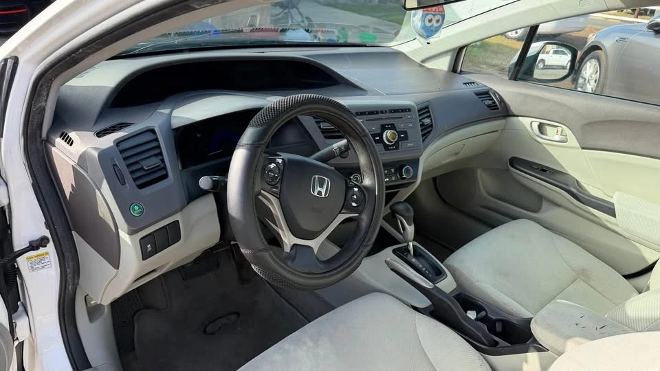 2012 Honda Civic 9th Gen - Image 6 of 8