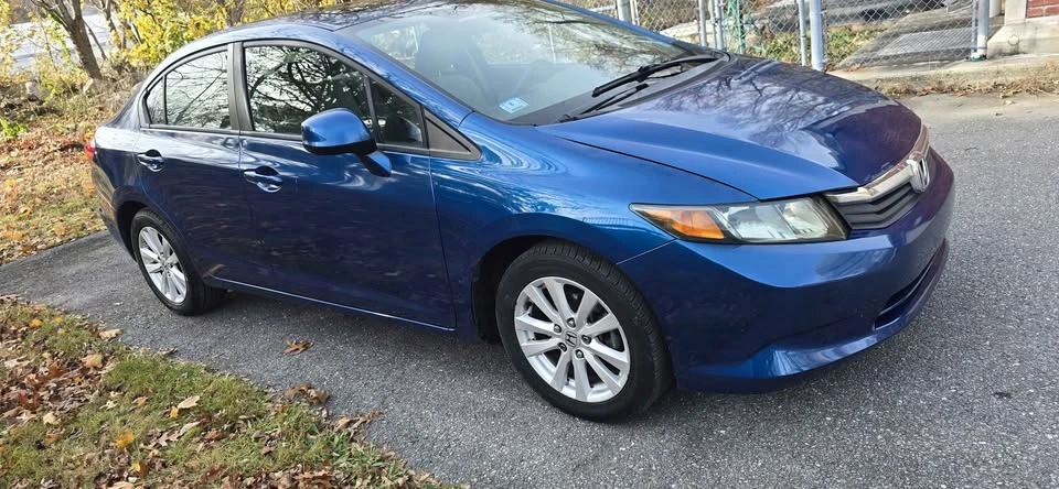 2012 Honda Civic 9th Gen - Image 2 of 13